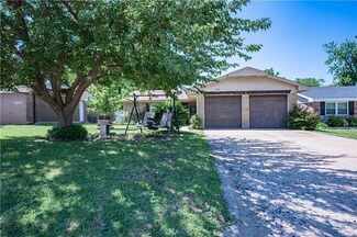 1200 Fairbanks St, Yukon, OK 73099