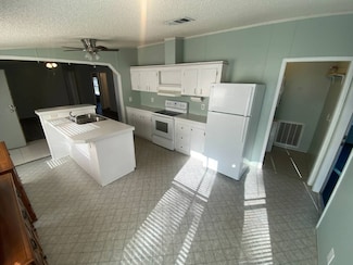 2805 SE 110th St Unit A26, Ocala, FL 34480