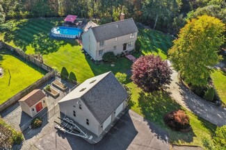 3 Greenbough Dr, Mattapoisett, MA 02739