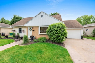 1401 Langlade Ave, Green Bay, WI 54304