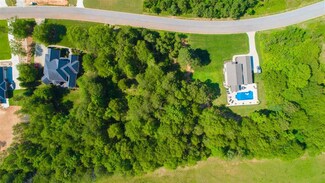 205 Plantation Grove Dr, Roebuck, SC 29376