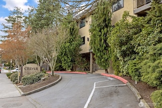 750 N 143rd St Unit 211, Seattle, WA 98133