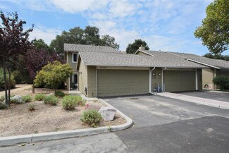 19546 Creekside Ct, Salinas, CA 93908