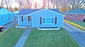 7122 Southeastern Ave, Hammond, IN 46324