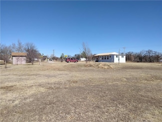 151 S Peebly Rd, Choctaw, OK 73020