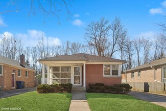 1724 Mulford St, Evanston, IL 60202