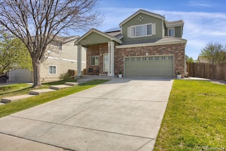 2432 S Genoa Way, Aurora, CO 80013