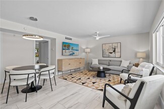 544 Broad Ave S, Naples, FL 34102