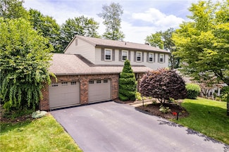 612 Westchester Dr, Greensburg, PA 15601