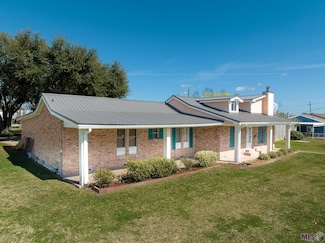 126 Callais Ln, Golden Meadow, LA 70357