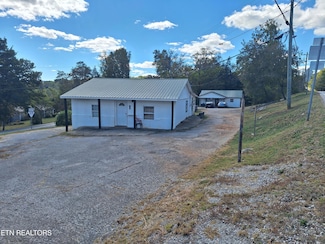 100 Reliance Rd, Tellico Plains, TN 37385