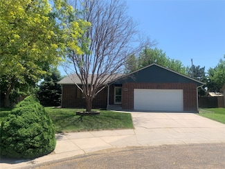 2302 N Estes Place, Garden City, KS 67846