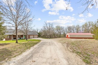 53847 Countryside Rd, California, MO 65018