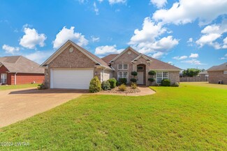 139 Oxford Dr, Jackson, TN 38305