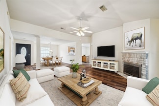 2818 Cocona Ln, Houston, TX 77073