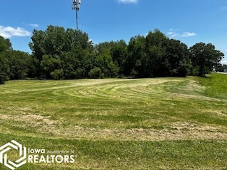 00000 St, Clear Lake, IA 50428