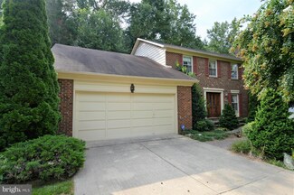 4532 Gilbertson Rd, Fairfax, VA 22032