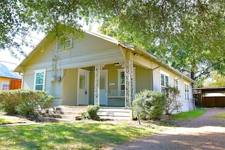 304 E Waco St, Ennis, TX 75119
