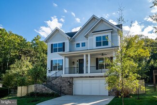 7301 Pimmit Ct, Falls Church, VA 22043