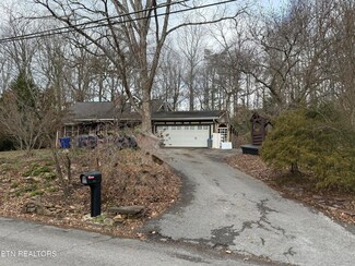 103 Baltimore Dr, Oak Ridge, TN 37830