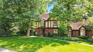 744 Murrell Dr, Dayton, OH 45429