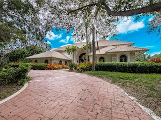 10519 Pine Tree Terrace, Boynton Beach, FL 33436