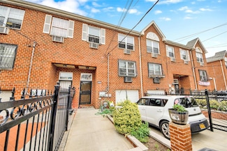 643 Underhill Ave, Bronx, NY 10473