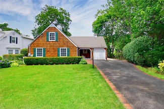 153 Park Ave, Manhasset, NY 11030