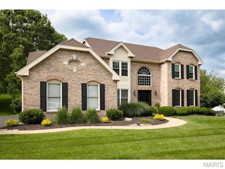 1619 Highland Valley Cir, Chesterfield, MO 63005