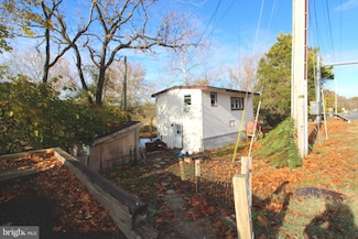 13306 Greensboro Rd, Greensboro, MD 21639