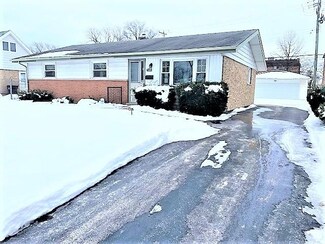 7107 Stanford Dr, Bridgeview, IL 60455