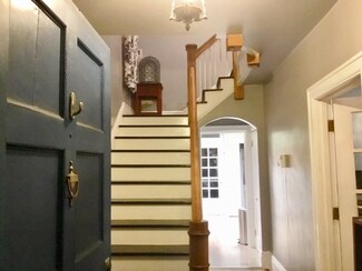 1146 Madison Ave, Huntington, WV 25704