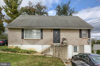 564 Walton Ave, Hummelstown, PA 17036