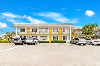 3120 Lake Osborne Dr Unit 214, Lake Worth, FL 33461