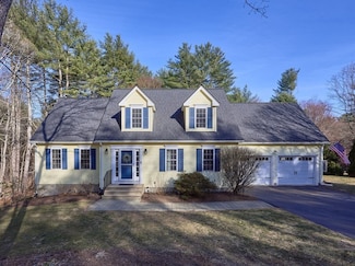 320 Moon Hill Rd, Northbridge, MA 01534