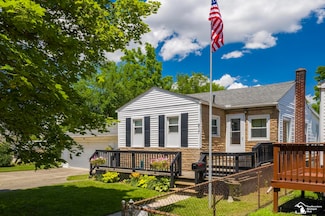 917 E 8th St, Monroe, MI 48161