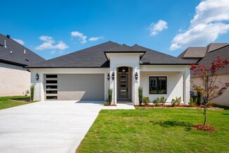 28 Belles Fleurs Cir, Little Rock, AR 72223