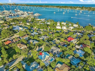 300 35th St, West Palm Beach, FL 33407