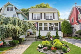685 Bard Ave, Staten Island, NY 10310