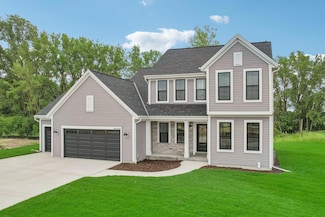 W251N2343 Valleyview Cir, Pewaukee, WI 53072