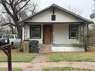 721 W 6th Ave, Hutchinson, KS 67501