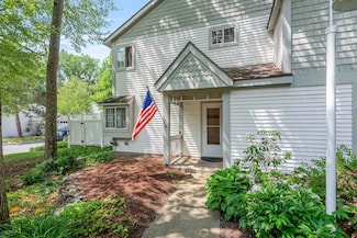 29 Winding Brook Dr, South Burlington, VT 05403