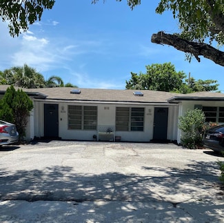 115 Palamino Cir, Boca Raton, FL 33487