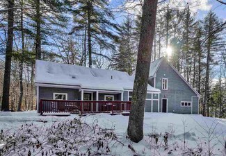 7 Woodland Dr, Epsom, NH 03234