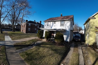 2034 Fernwood Ave, Toledo, OH 43607