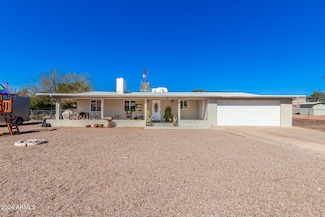 112 S Emerald Dr, Apache Junction, AZ 85120