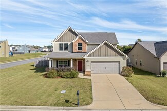 1101 Gwynne's Way, Opelika, AL 36804