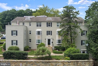 824 S Arlington Mill Dr Unit 203, Arlington, VA 22204
