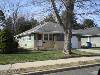 1662 Yorktowne Blvd, Toms River, NJ 08753