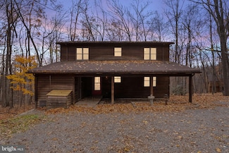 132 Bobcat Dr, Berkeley Springs, WV 25411